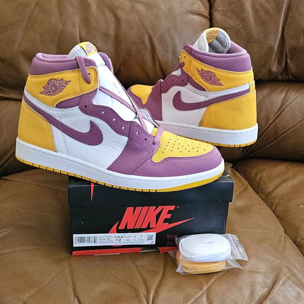 New Men's Nike Air Jordan 1 High Retro OG Brotherhood Size 12